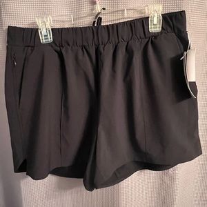 NWT Zella shorts in black